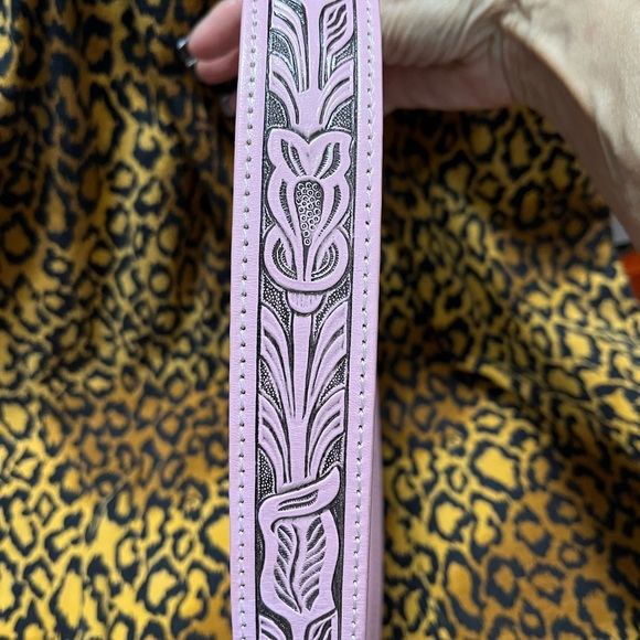 🌺CTM Leather Western Embossed Belt - Picture 4 of 5
